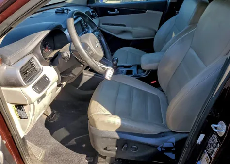 2017 Kia Sorento Lx z USA, uszkodzony, nr VIN 5XYPGDA32HG266376